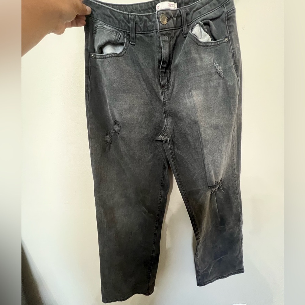 Jeans - Picture 3 of 4